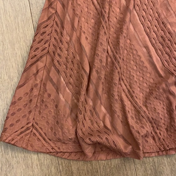 BCBG beautiful dusty rose dress - Picture 2 of 4